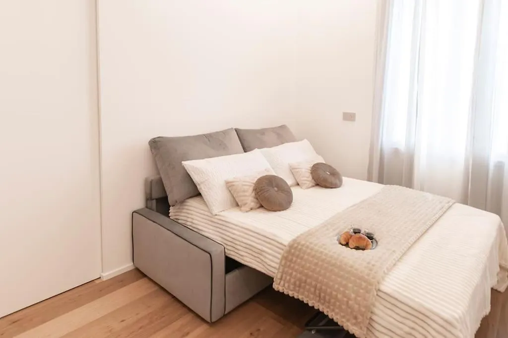We Home - Buenos Aires Suites36 - Milano 0*, Milan